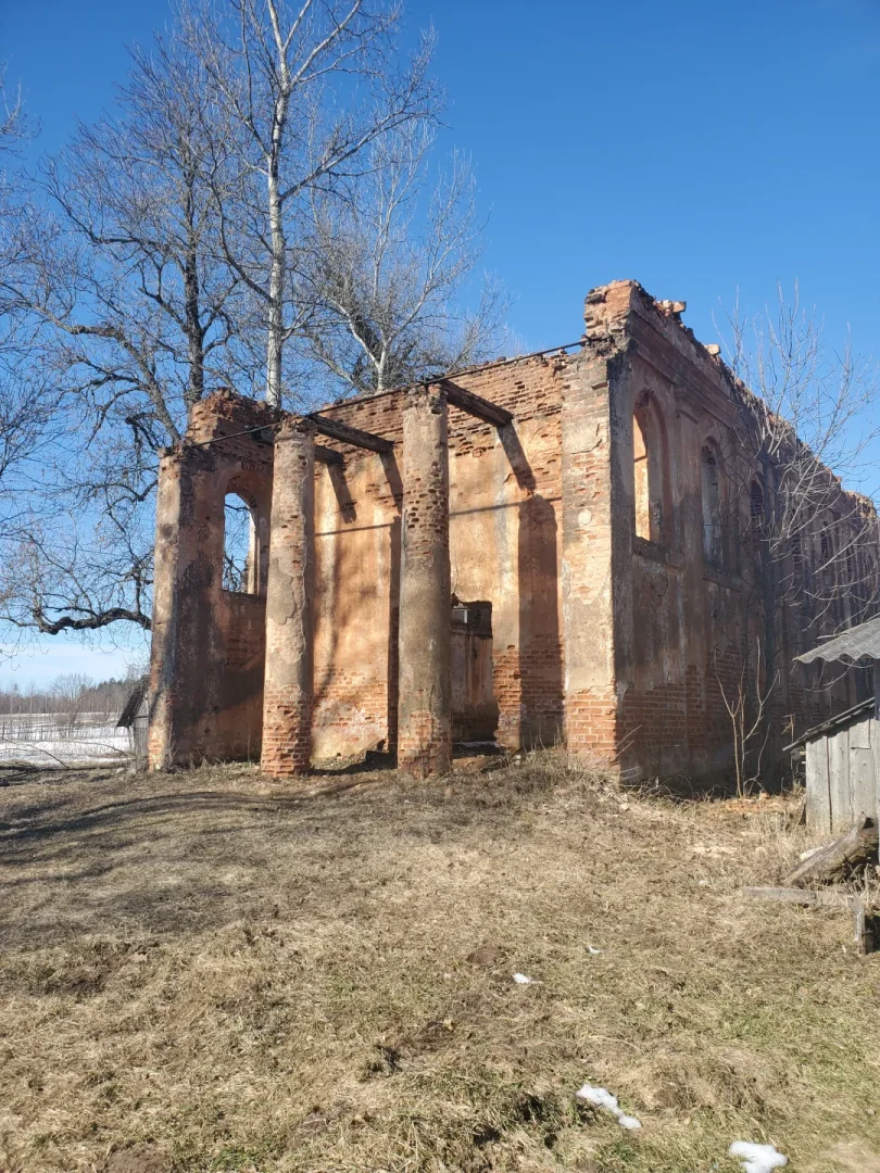 Церковь Петра и Павла в Старинках — история заброшенного храма