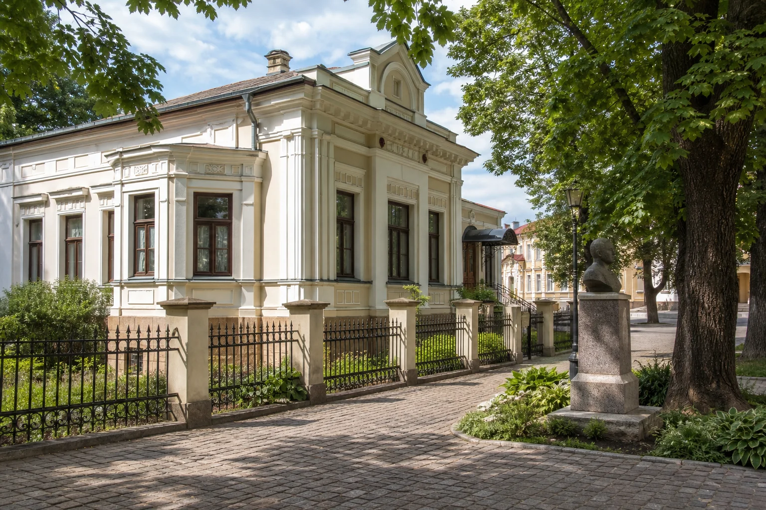 Бобруйск. Бывший городской особняк Миренбурга