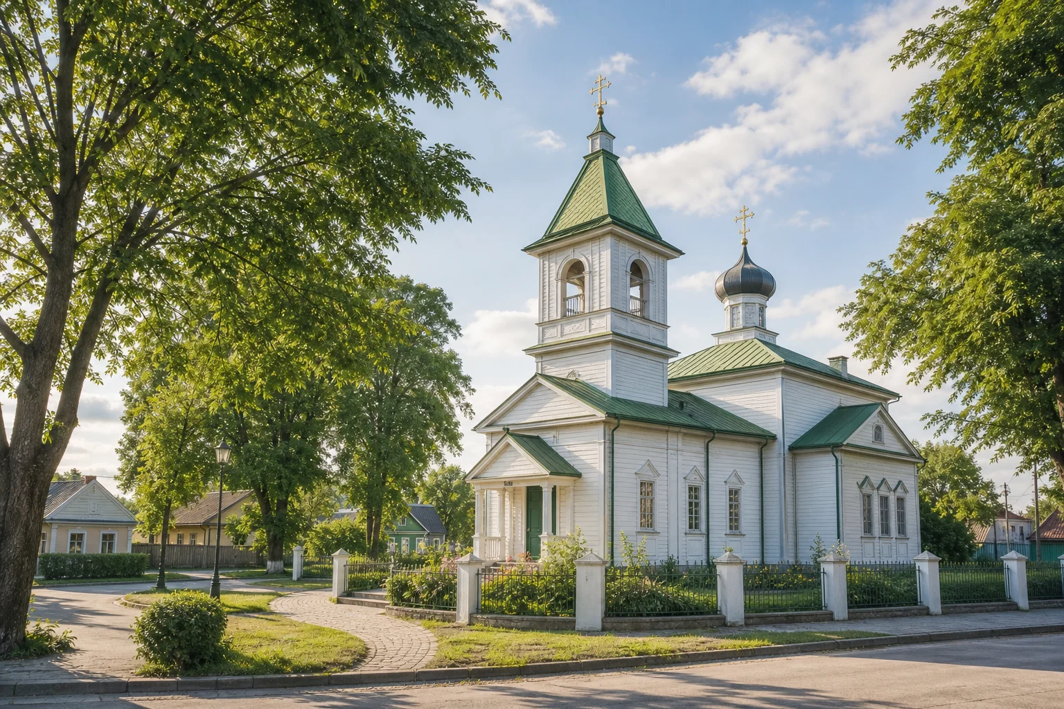 Лунинец, церковь Крестовоздвиженская