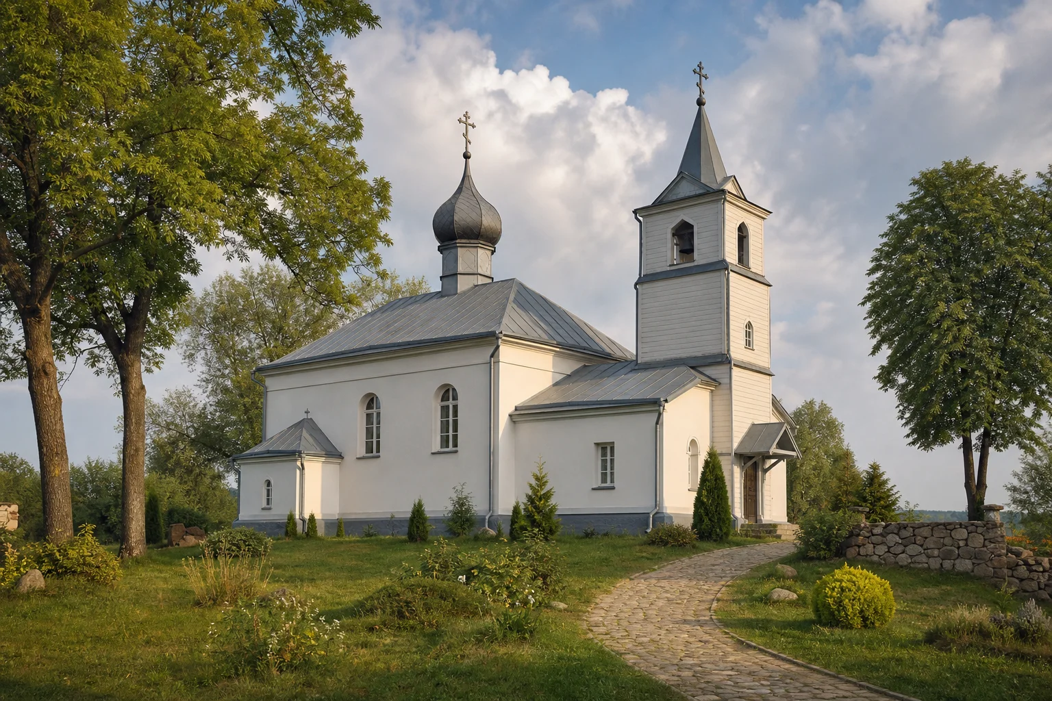 Острына, церковь Спасо-Преображенская