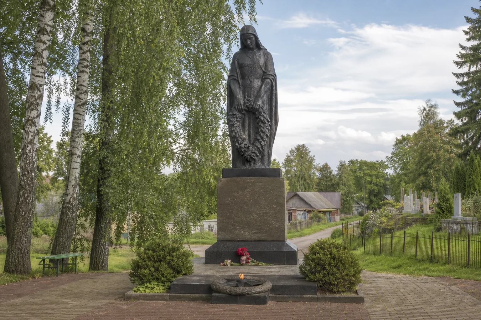 Памятник Погибшим землякам в годы Великой Отечественной войны