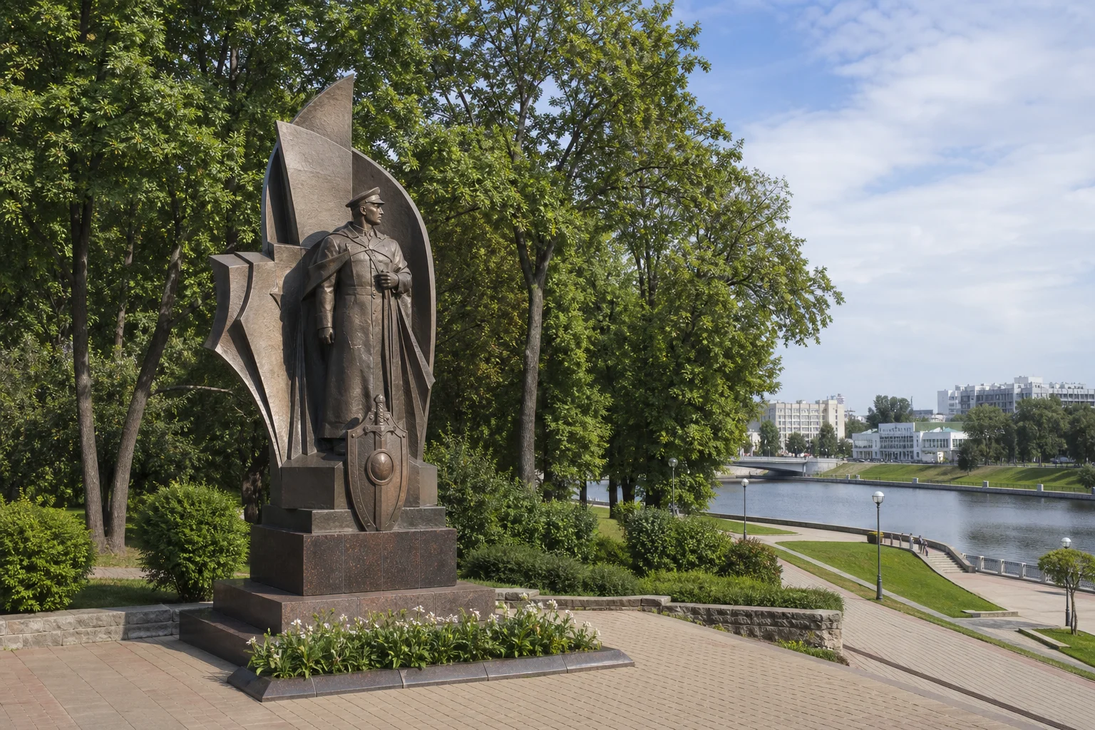 Памятник сотрудникам МВД