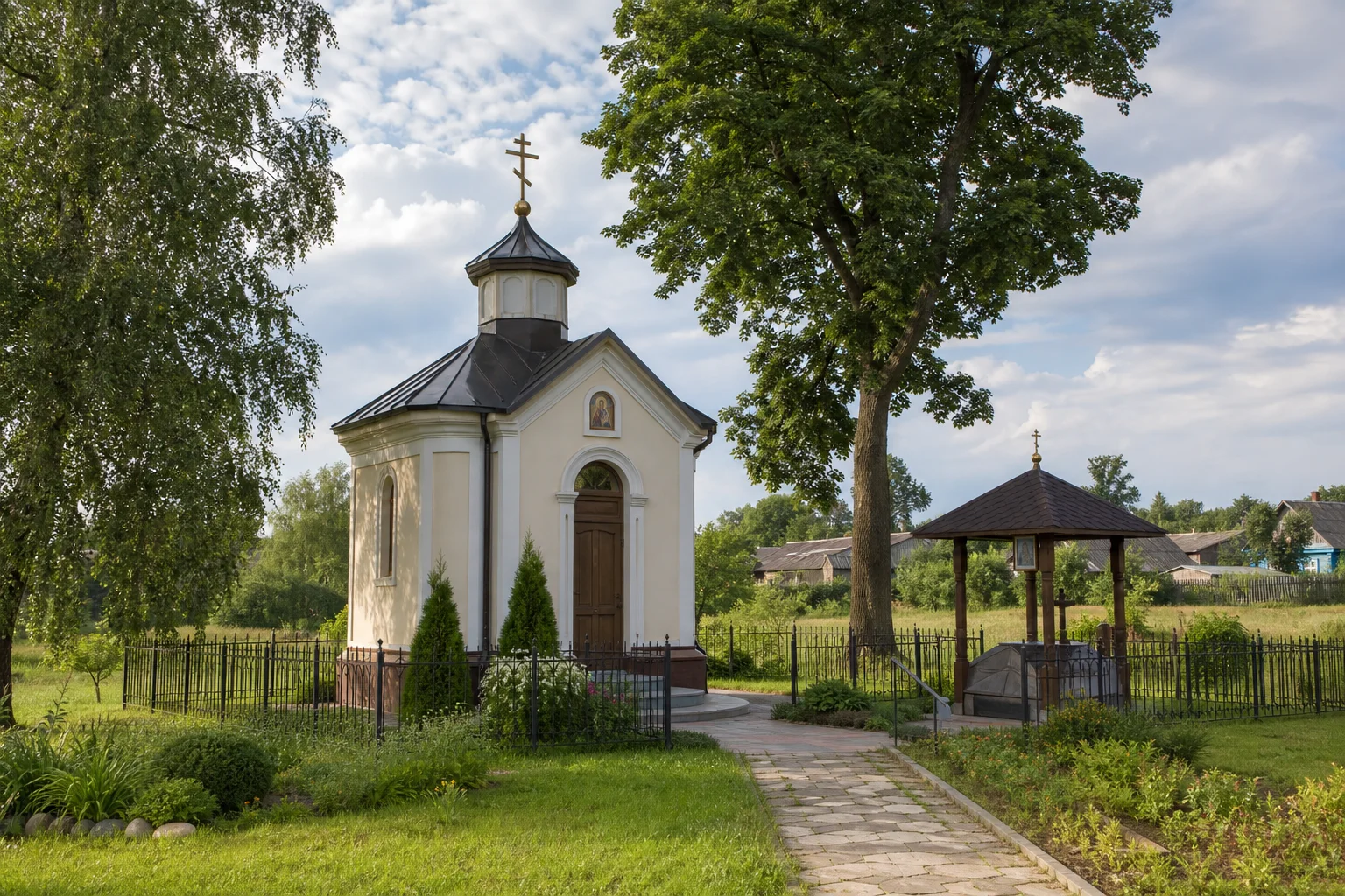 Погорельцы, часовня придорожная