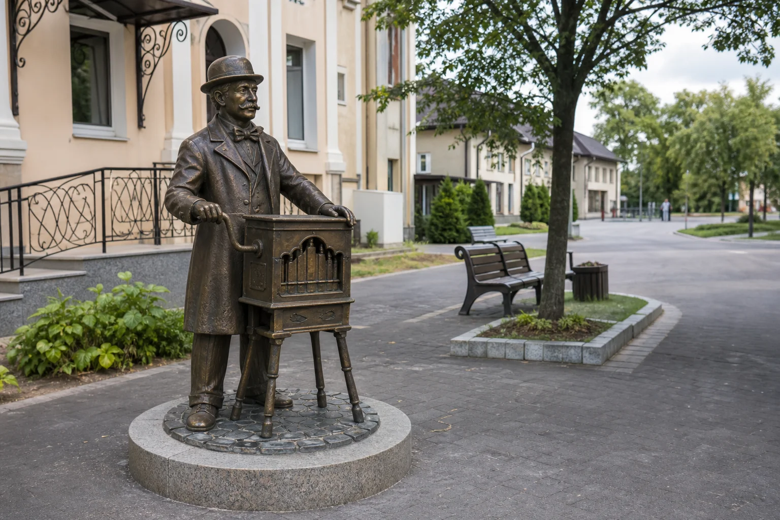 Скульптура "Шарманщик"