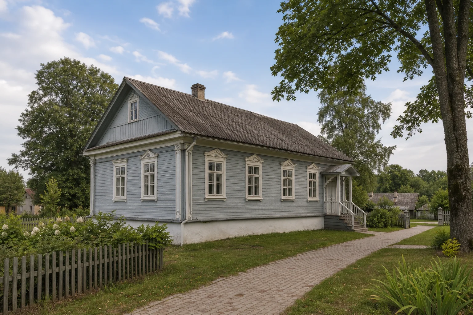 Заозерье, фольварк: дом жилой (дерев.)