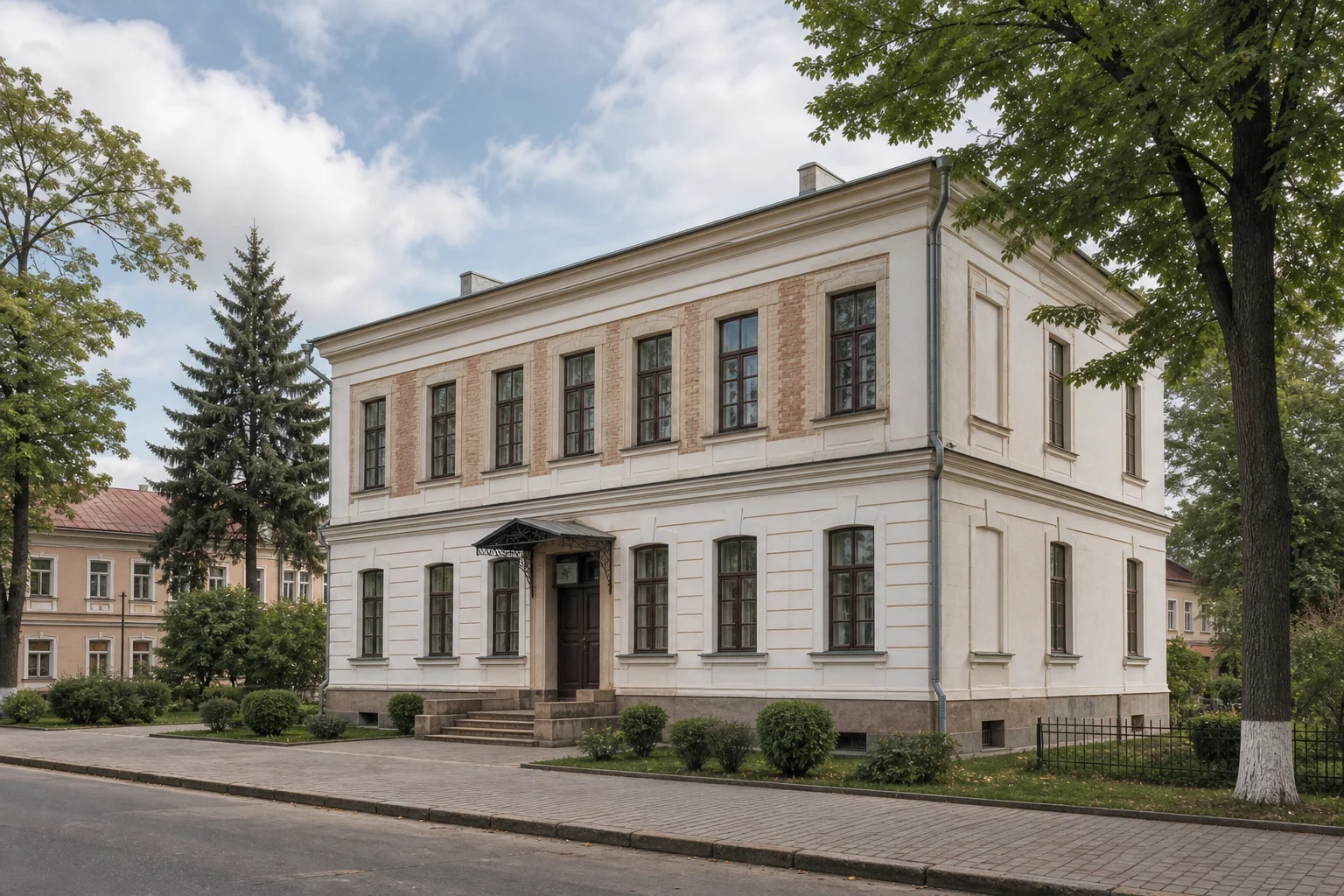 Здание бывшей ланкастерской школы в Гомеле