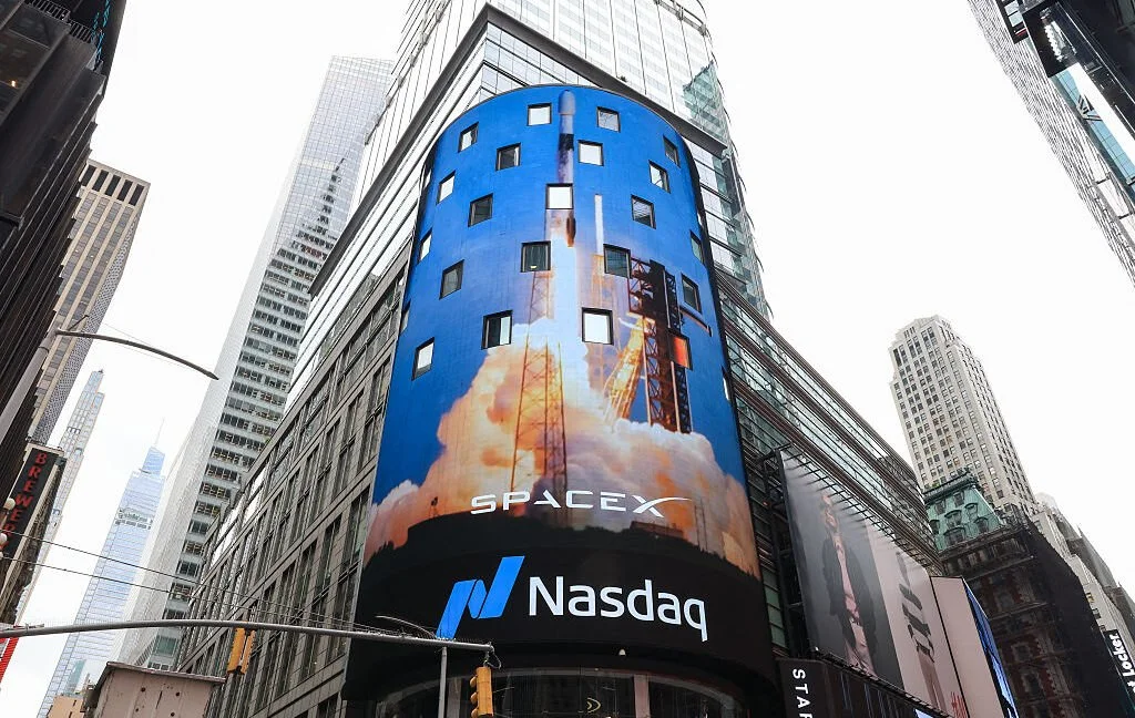 SpaceX напугала инвесторов дебютным отчётом: доходы выросли, акции упали